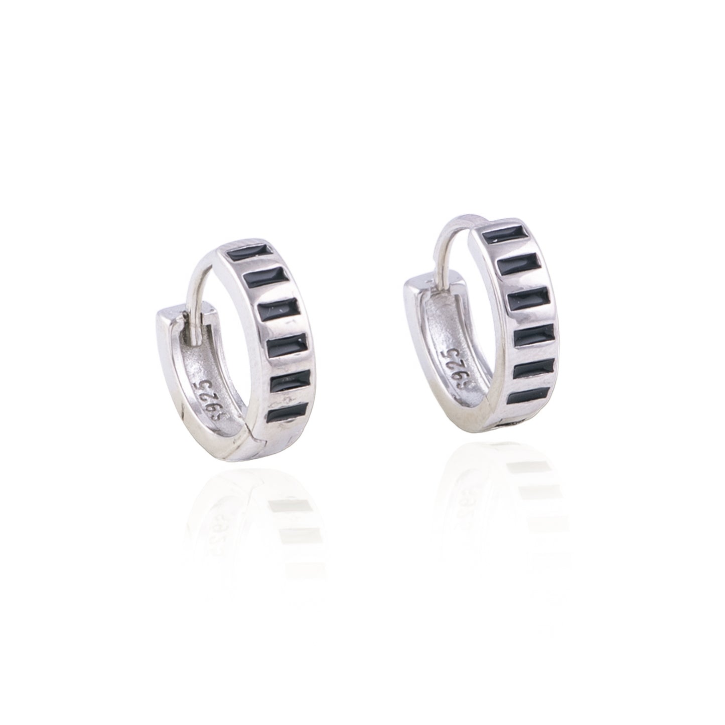 Elegant Black Enamel Bali in 92.5 Silver with Rhodium Polish | 10875