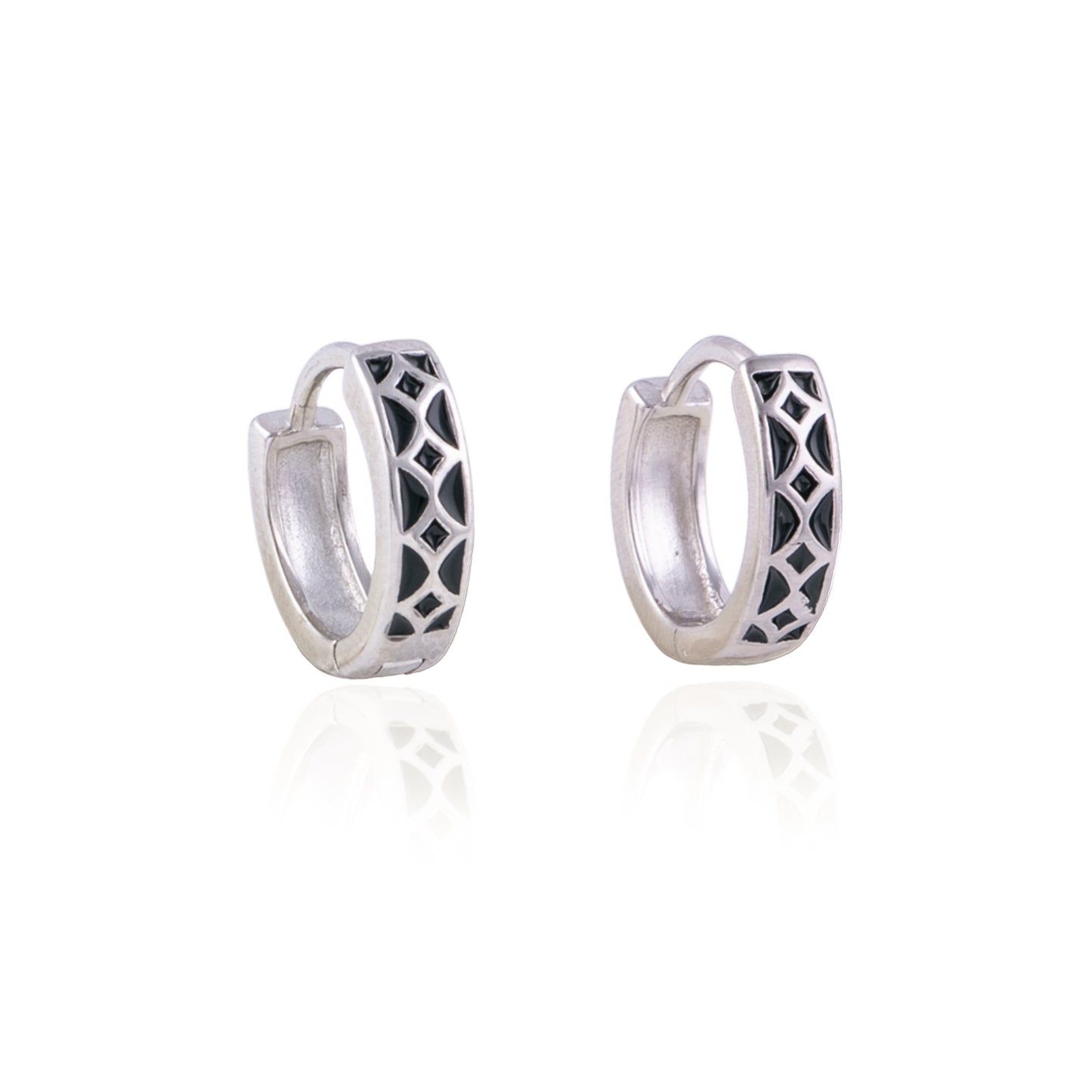 Elegant Black Enamel Bali in 92.5 Silver with Rhodium Polish | 10878