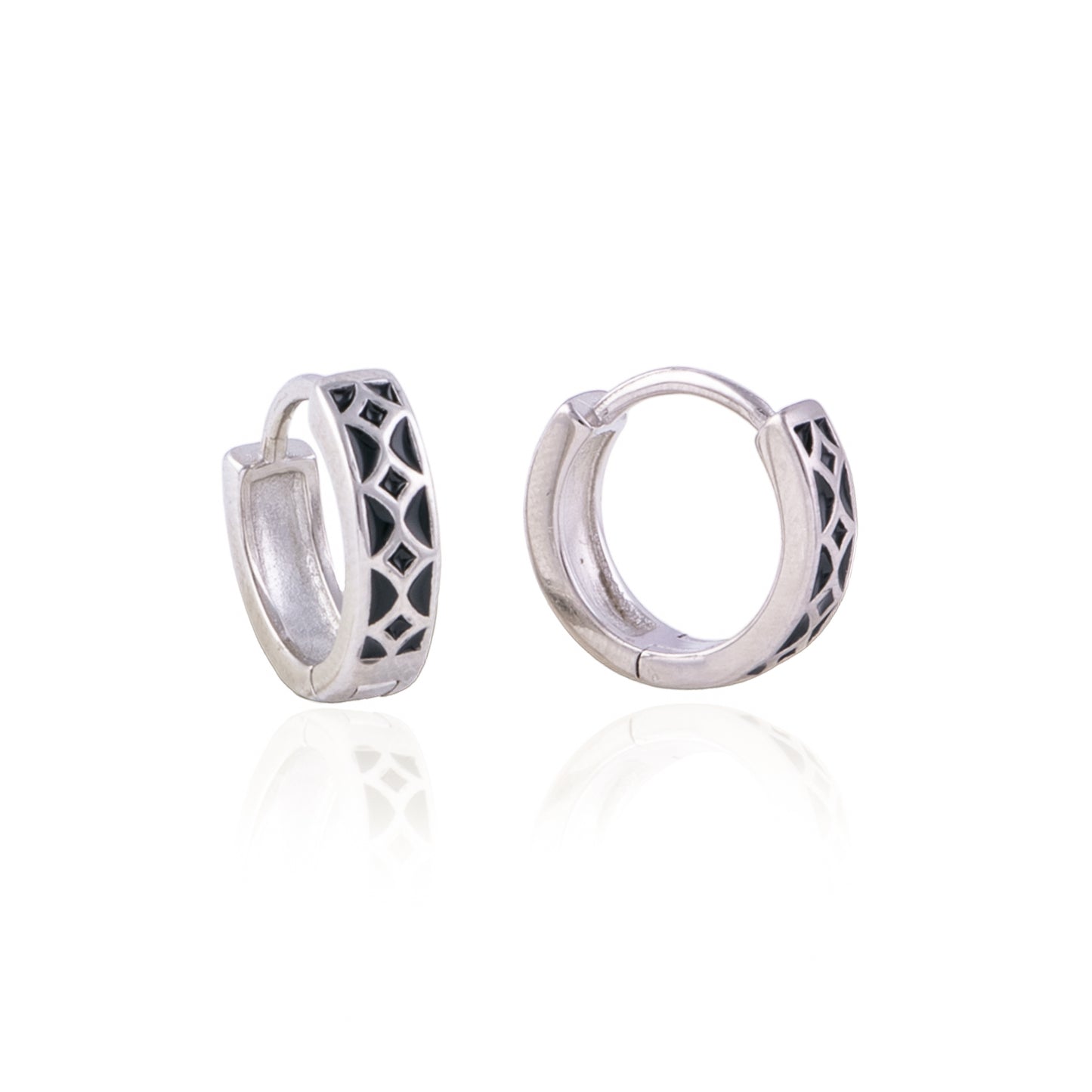 Elegant Black Enamel Bali in 92.5 Silver with Rhodium Polish | 10878