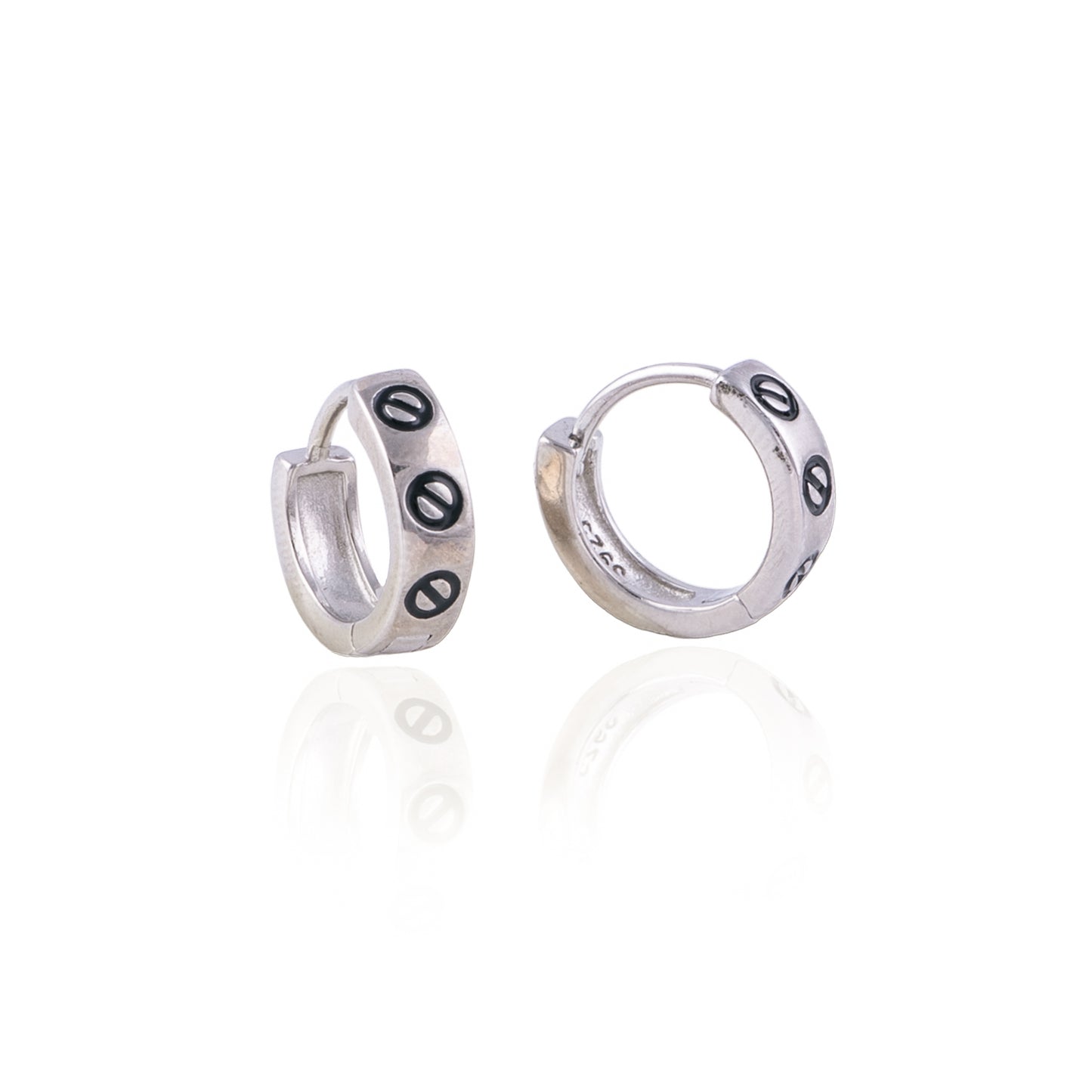 Elegant Black Enamel Bali in 92.5 Silver with Rhodium Polish | 10876