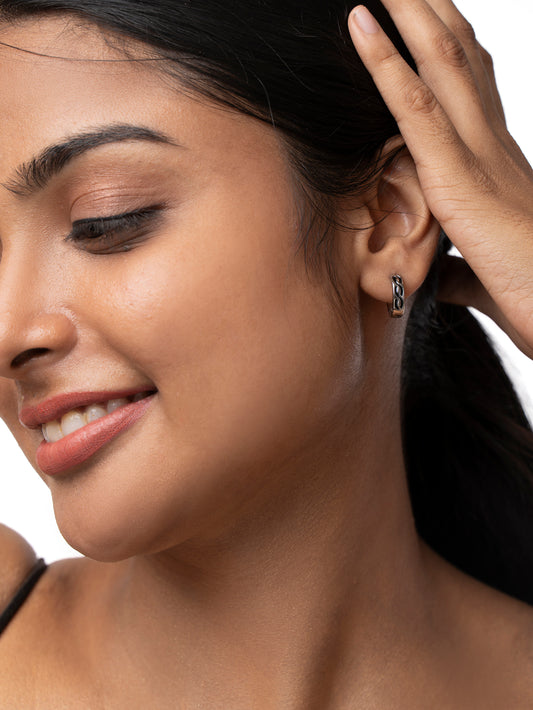 Elegant Black Enamel Bali in 92.5 Silver with Rhodium Polish | 10870