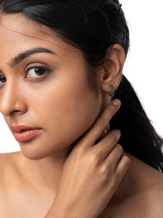 Elegant Black Enamel Bali in 92.5 Silver with Rhodium Polish | 10878