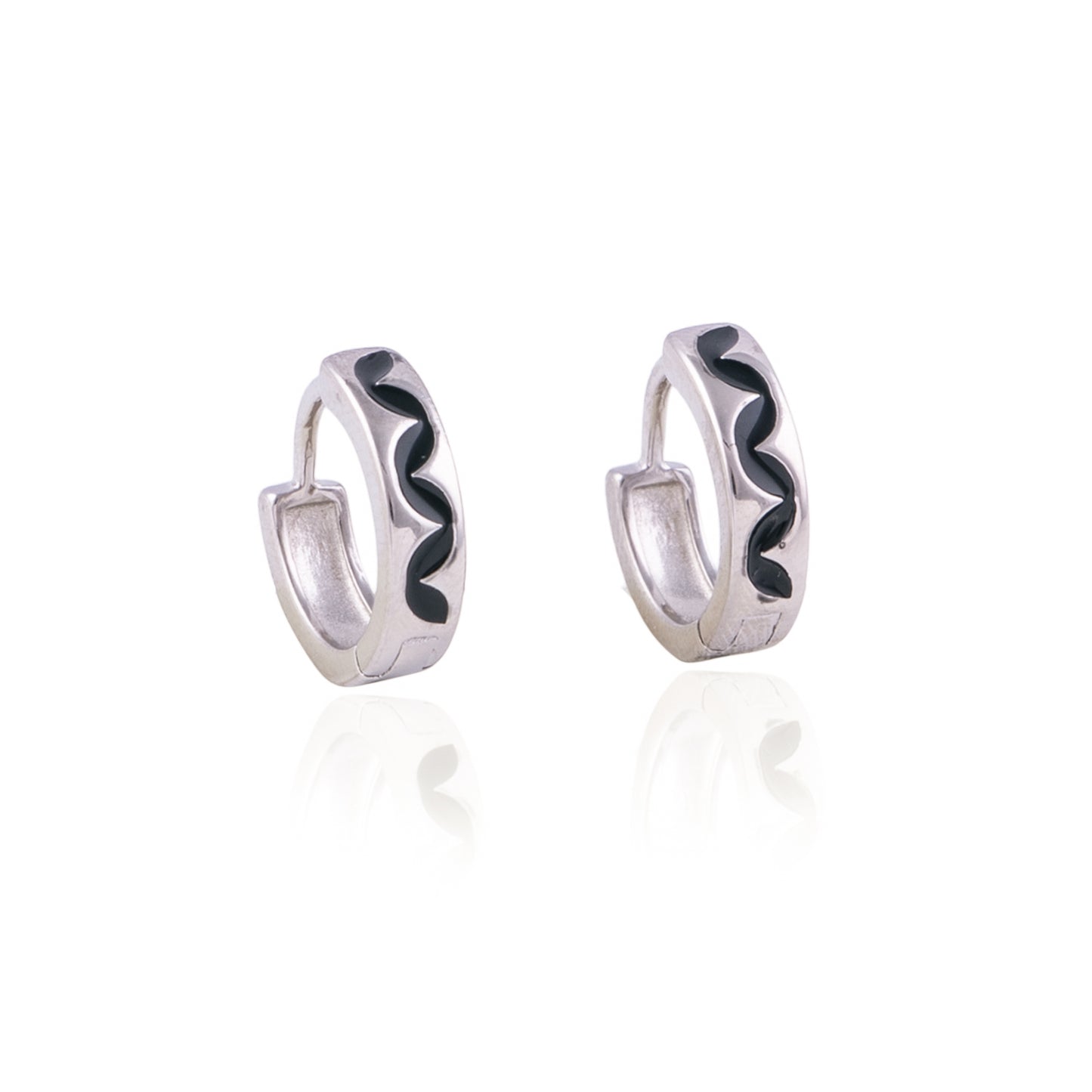 Elegant Black Enamel Bali in 92.5 Silver with Rhodium Polish | 10871